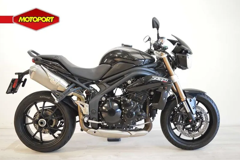 Triumph SPEED TRIPLE 1050 (2012)