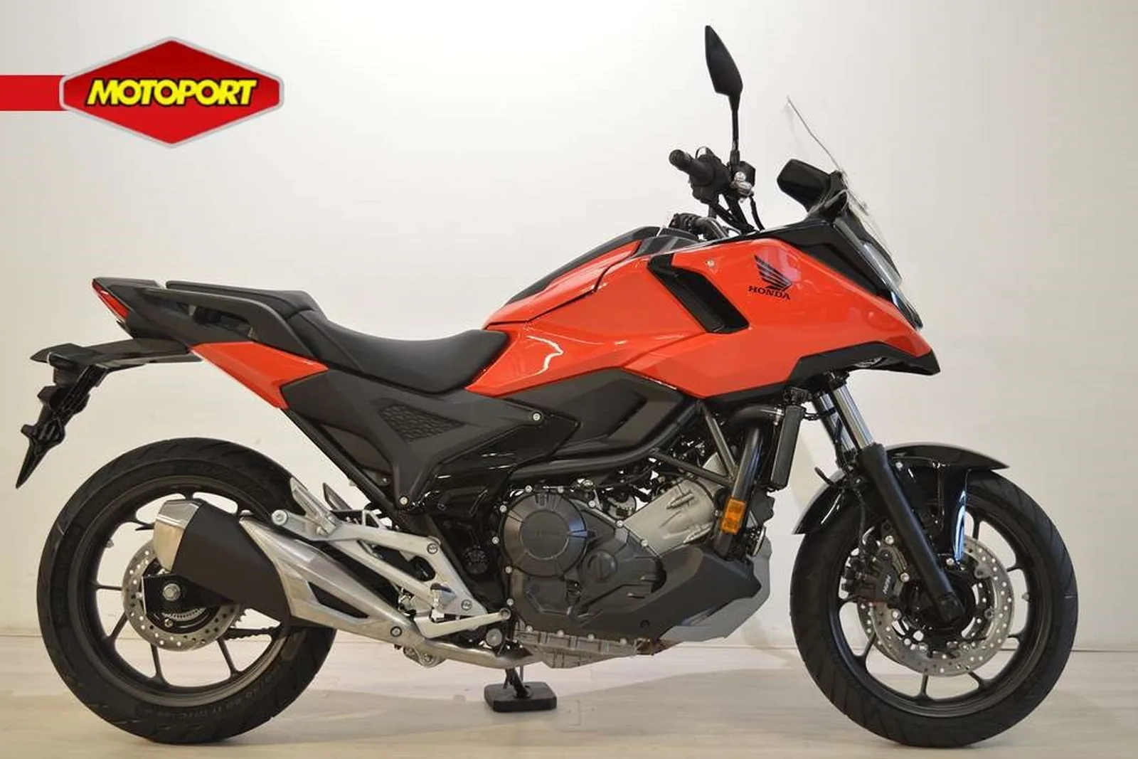 Honda NC750X (2026) — foto 1