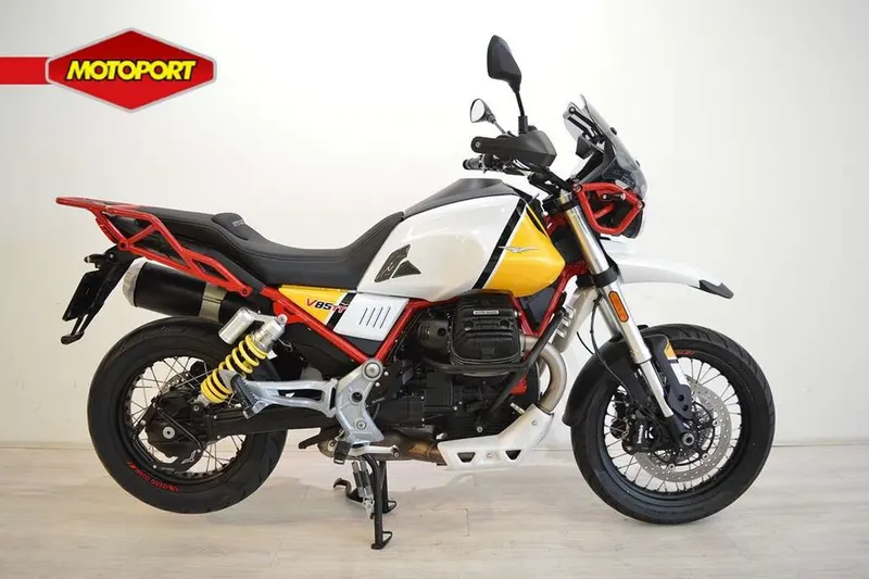 Moto Guzzi V85 TT (2019)