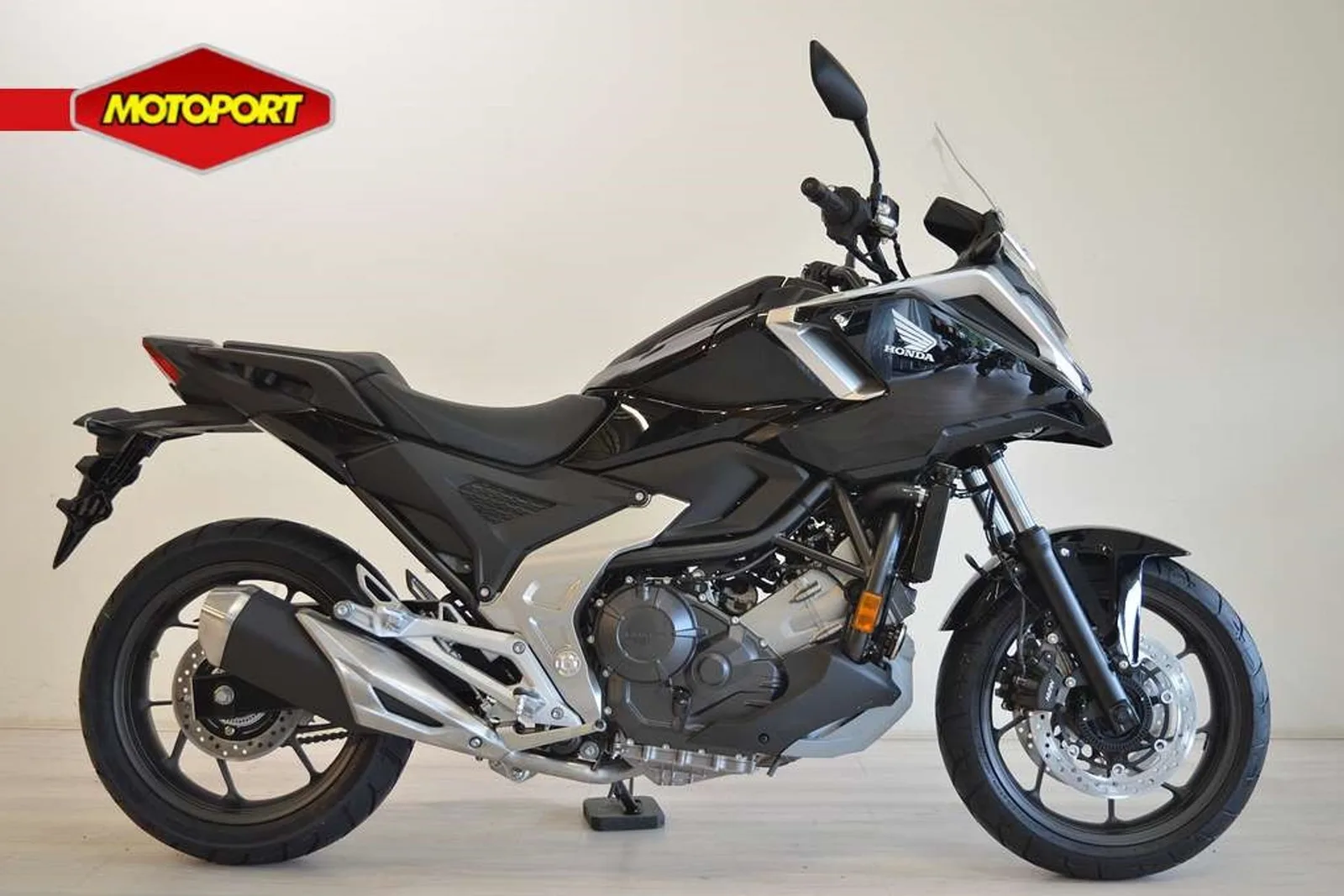Honda NC750X (2026) — foto 1