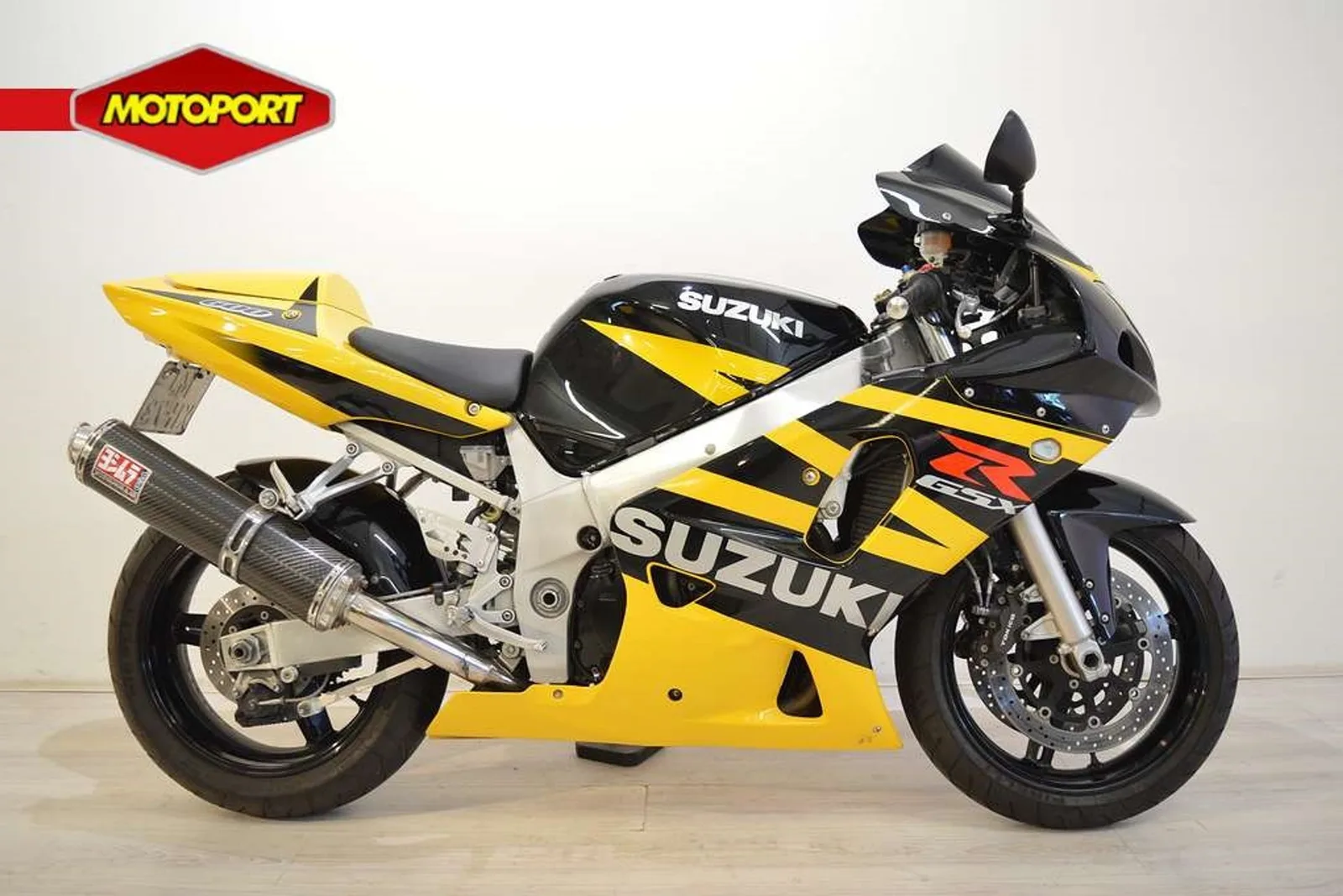 Suzuki GSX-R600 (2004) — foto 1