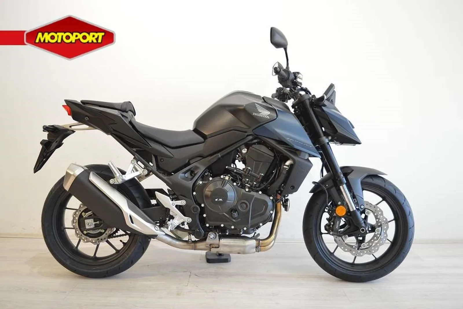 Honda CB 750 Hornet (2026) — foto 1