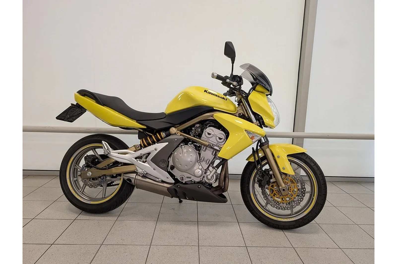 Kawasaki Er-6n (2005) — foto 1