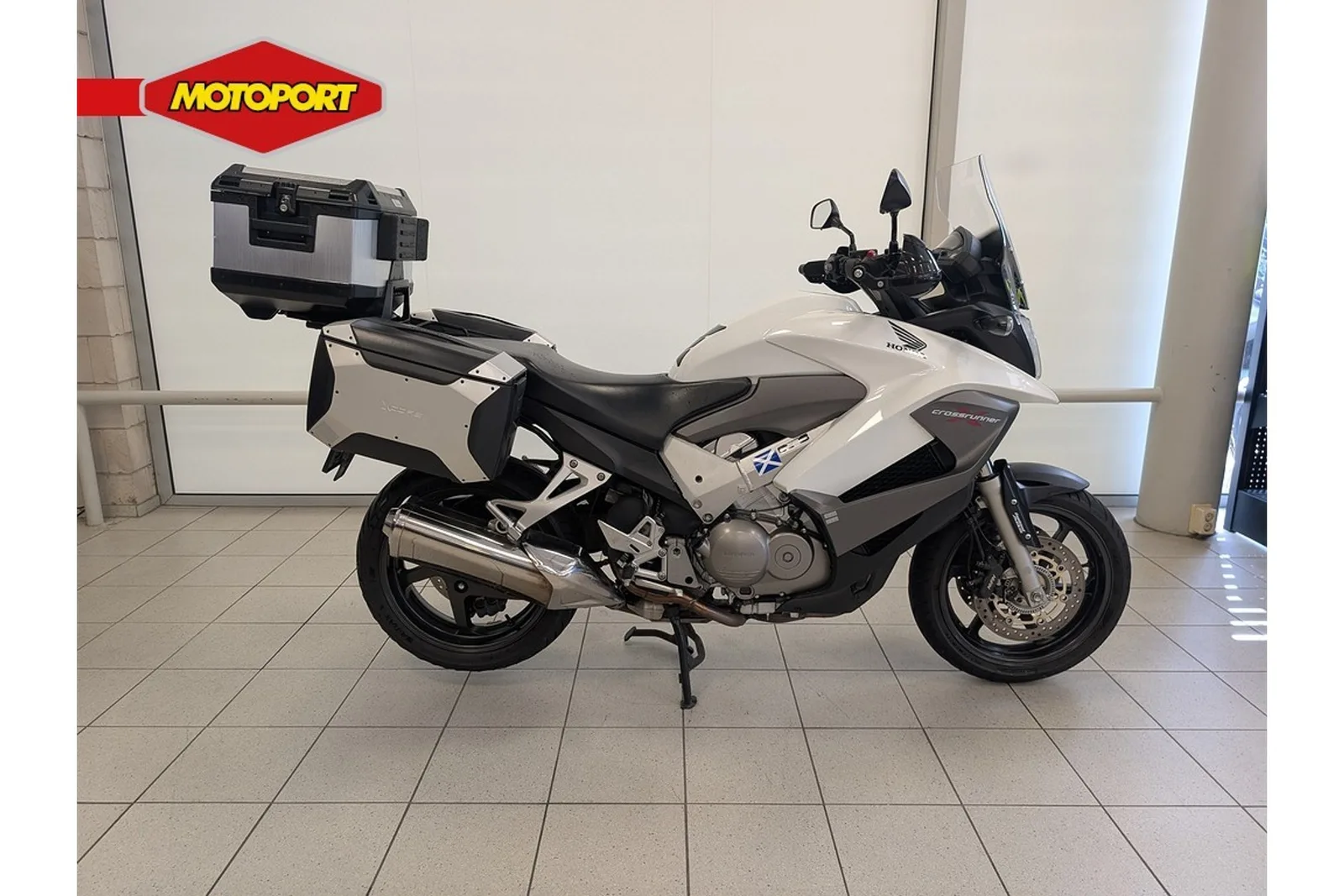 Honda VFR800X (2011) — foto 1