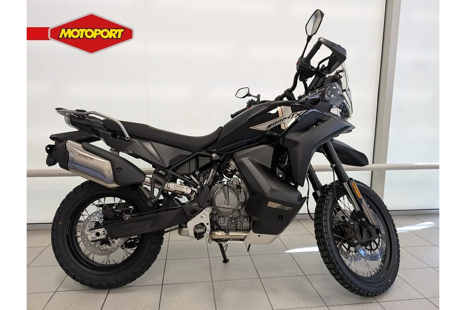 CFMoto 800 MT-X (2026) — foto 1