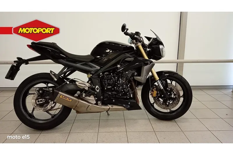 Triumph Street Triple (2013)