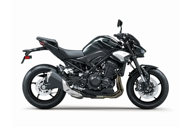 Kawasaki Z900 (2025)