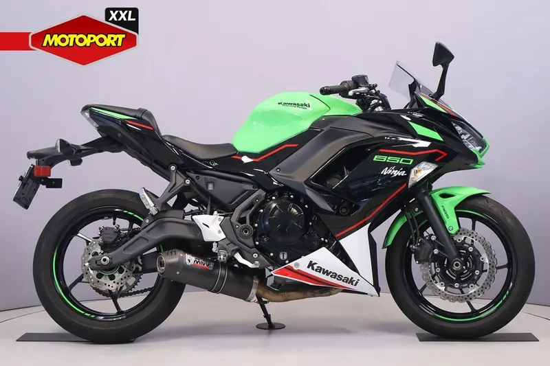 Kawasaki Ninja 650 (2022)