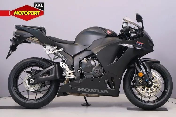 Honda CBR600RR (2026) — foto 1