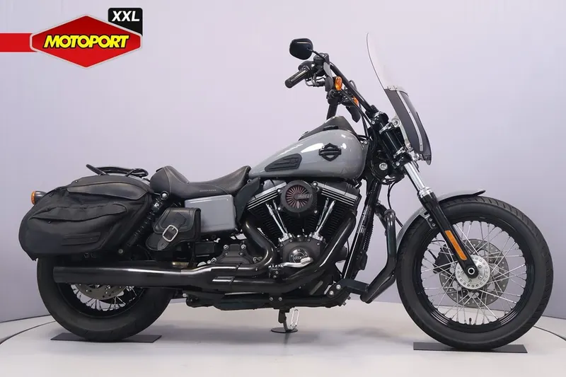 Harley-Davidson Street Bob (2015)
