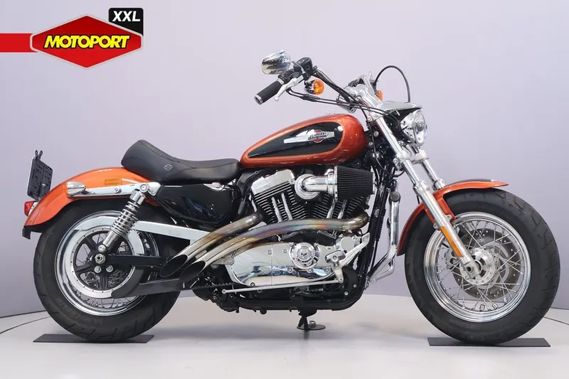 Harley-Davidson Sportster 1200 Custom (2011)