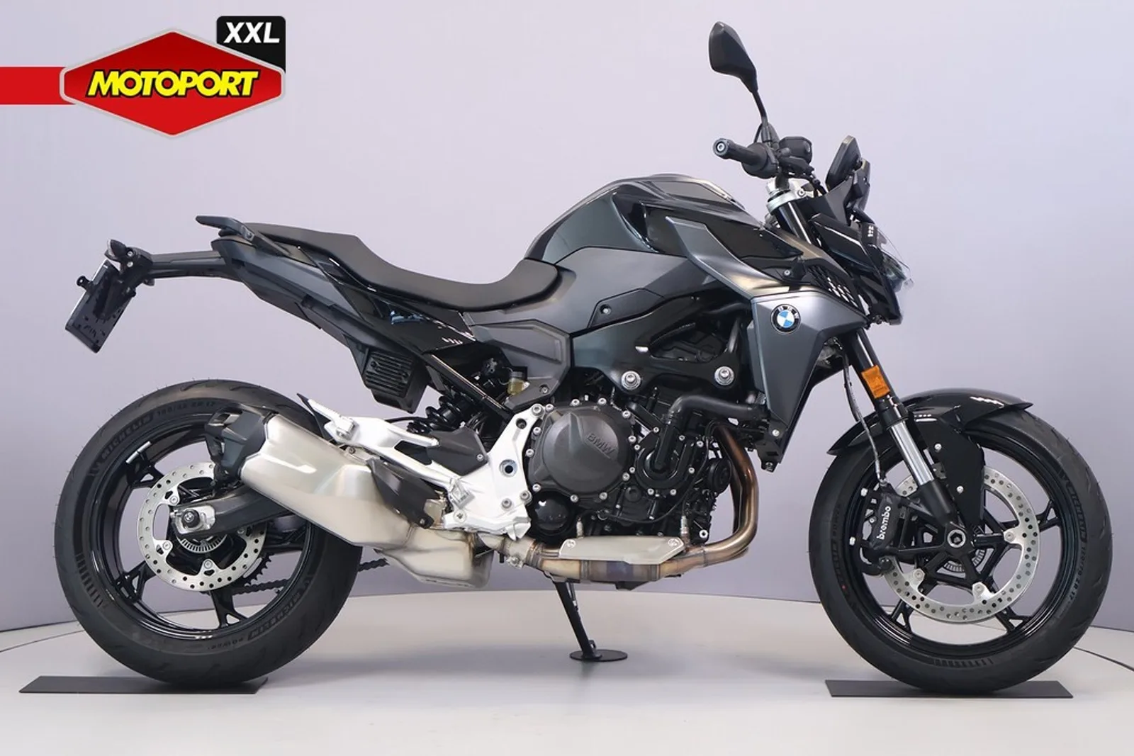 BMW F 900 R (2026) — foto 1