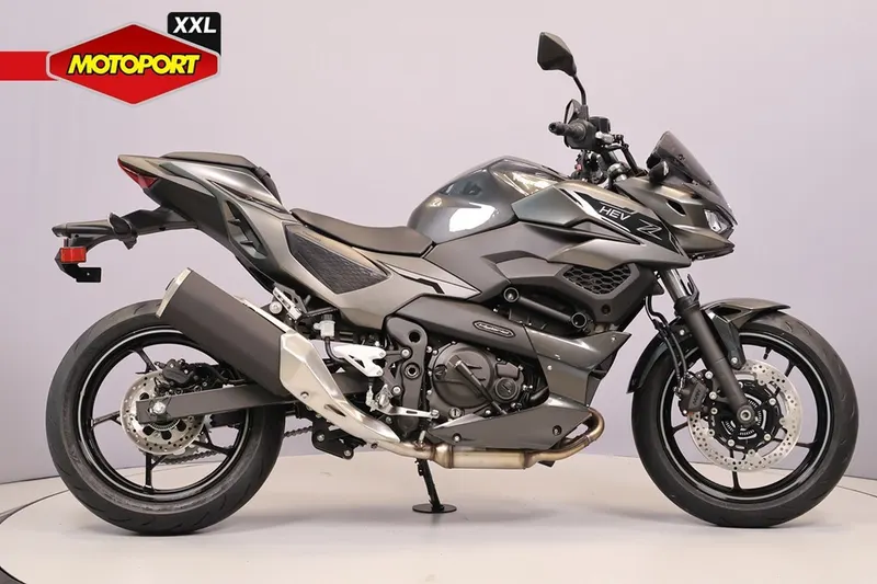 Kawasaki Z7 Hybrid (2026)