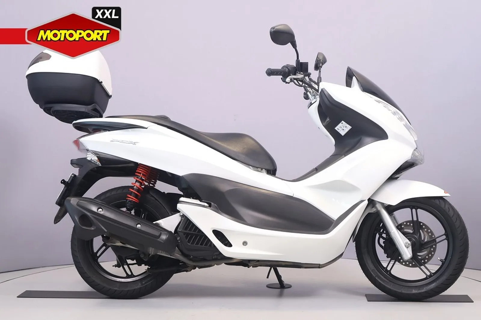 Honda PCX 125 (2011) — foto 1