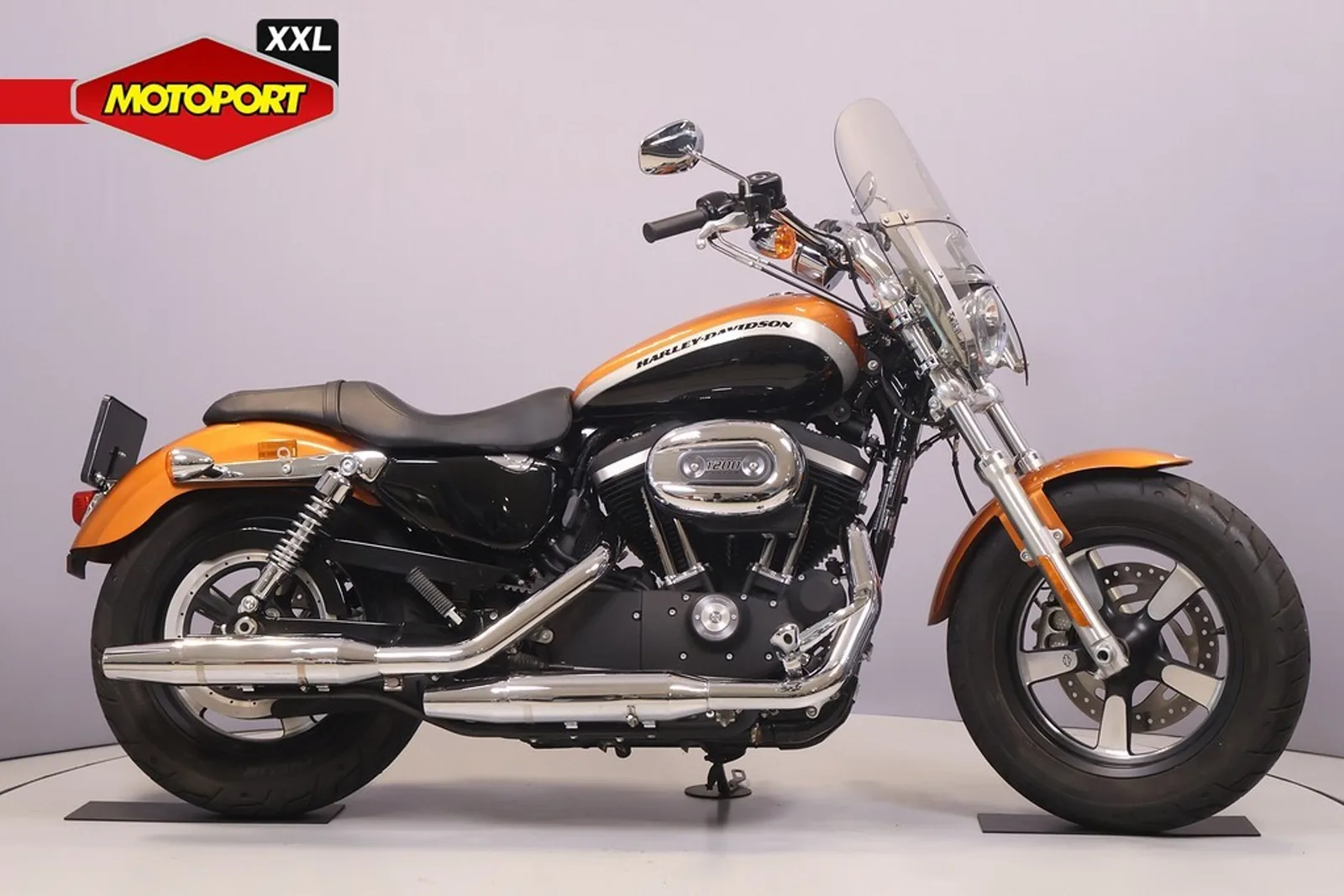 Harley-Davidson Sportster 1200 Custom (2015) — foto 1