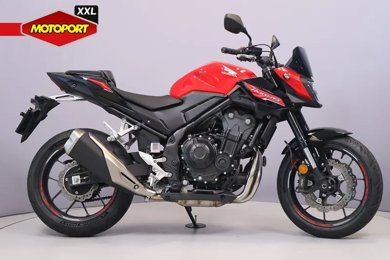 Honda CB500 (2025)