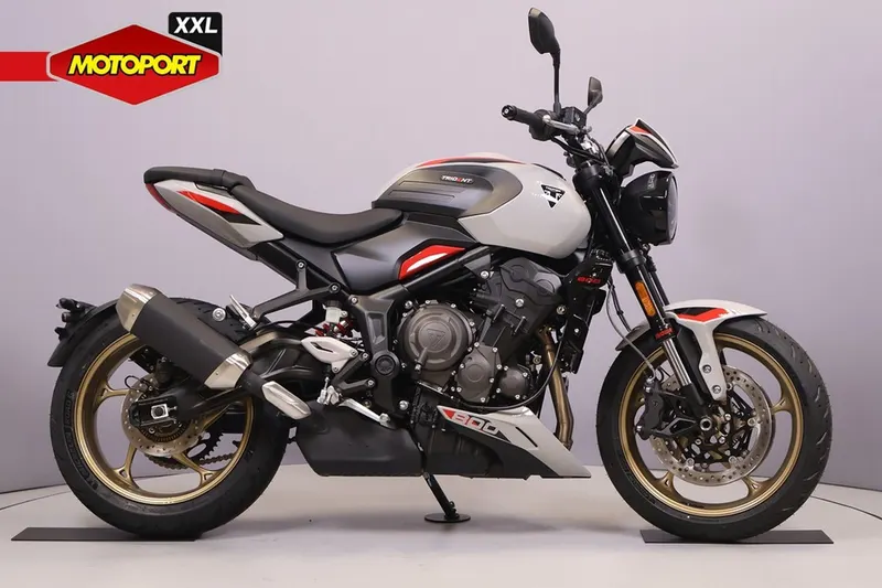 Triumph Trident 800 (2026)