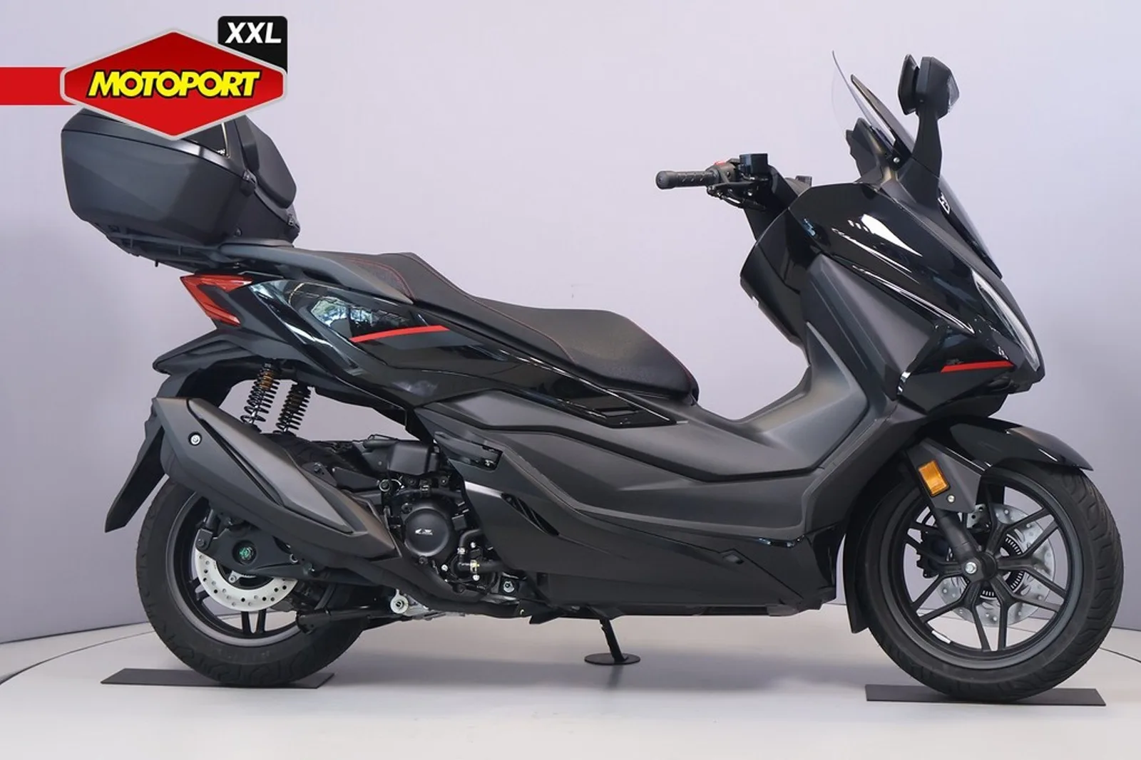 Honda Forza 350 (2026) — foto 1