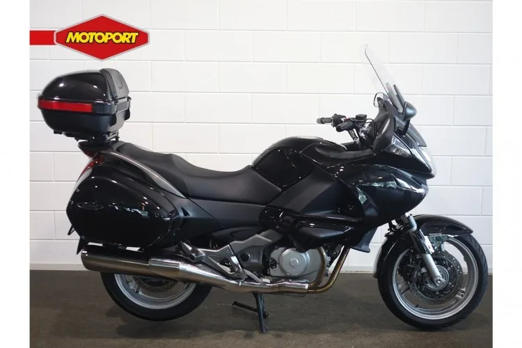 Honda NT 700 V Deauville (2009) — foto 1