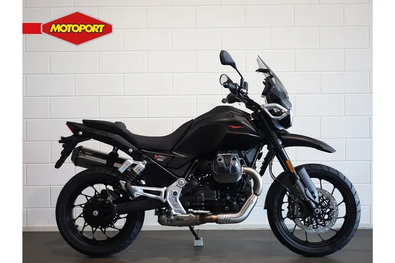 Moto Guzzi V 85 Strada (2025)