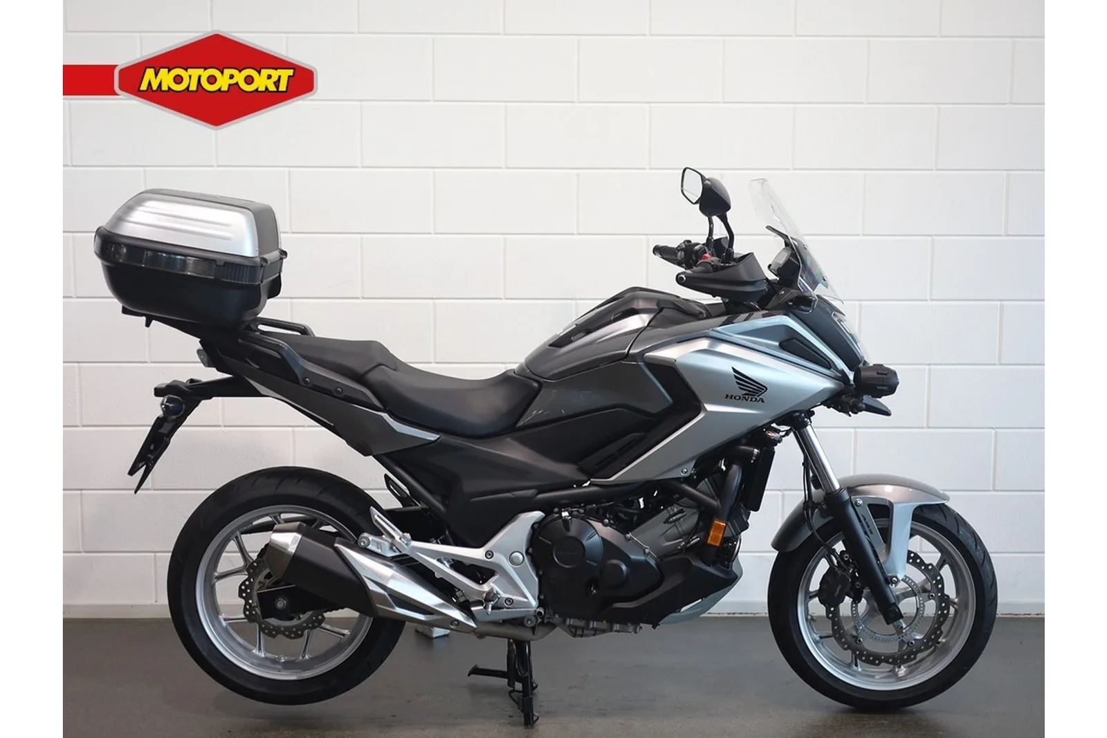 Honda NC750X (2018) — foto 1