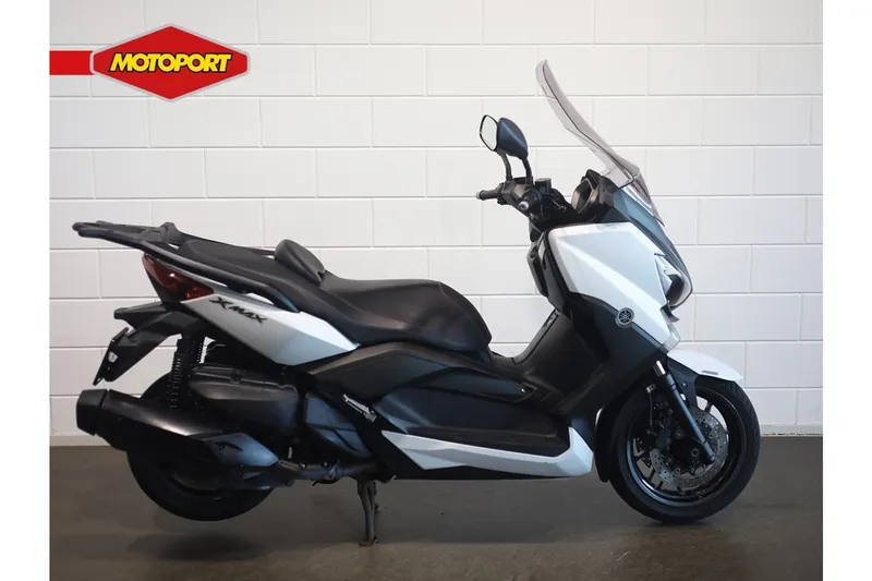 Yamaha X MAX 400 (2014)