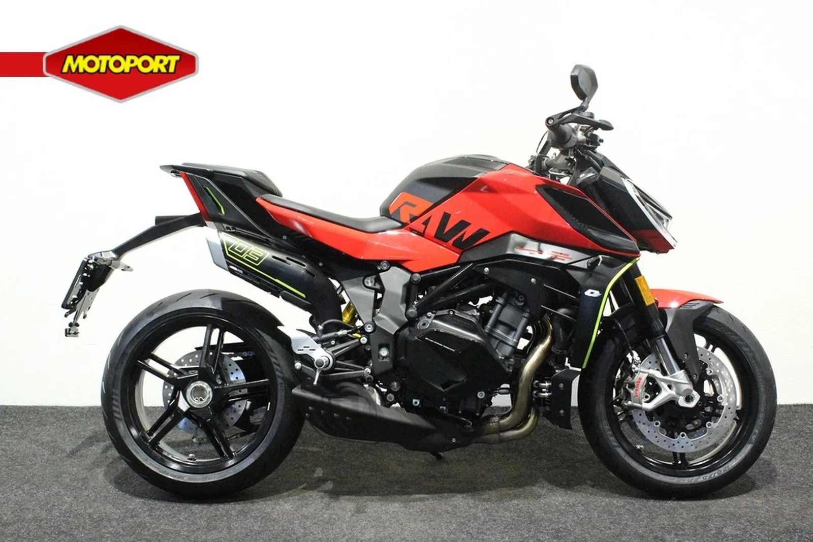QJ Motor SRK 921 (2026) — foto 1