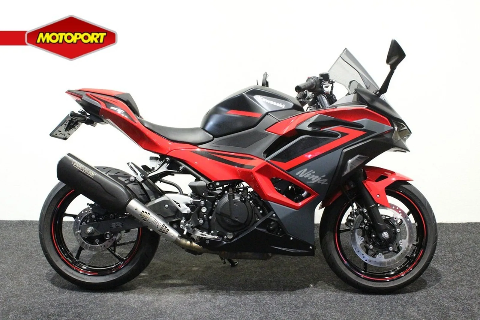 Kawasaki Ninja 500 (2025) — foto 1