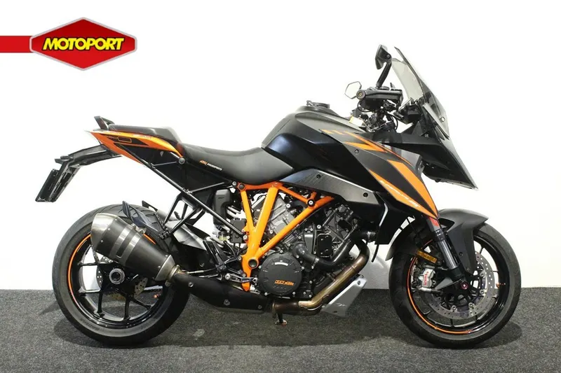 KTM 1290 Super Duke GT (2017)