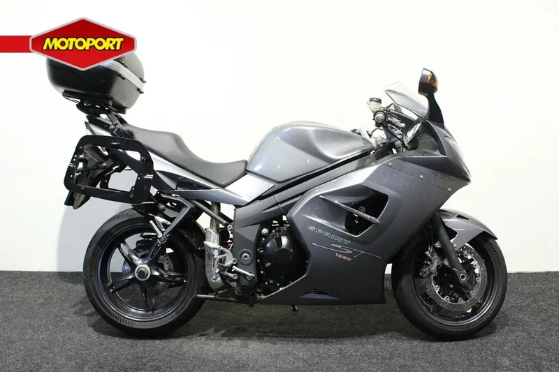 Triumph SPRINT 1050 ST (2009)