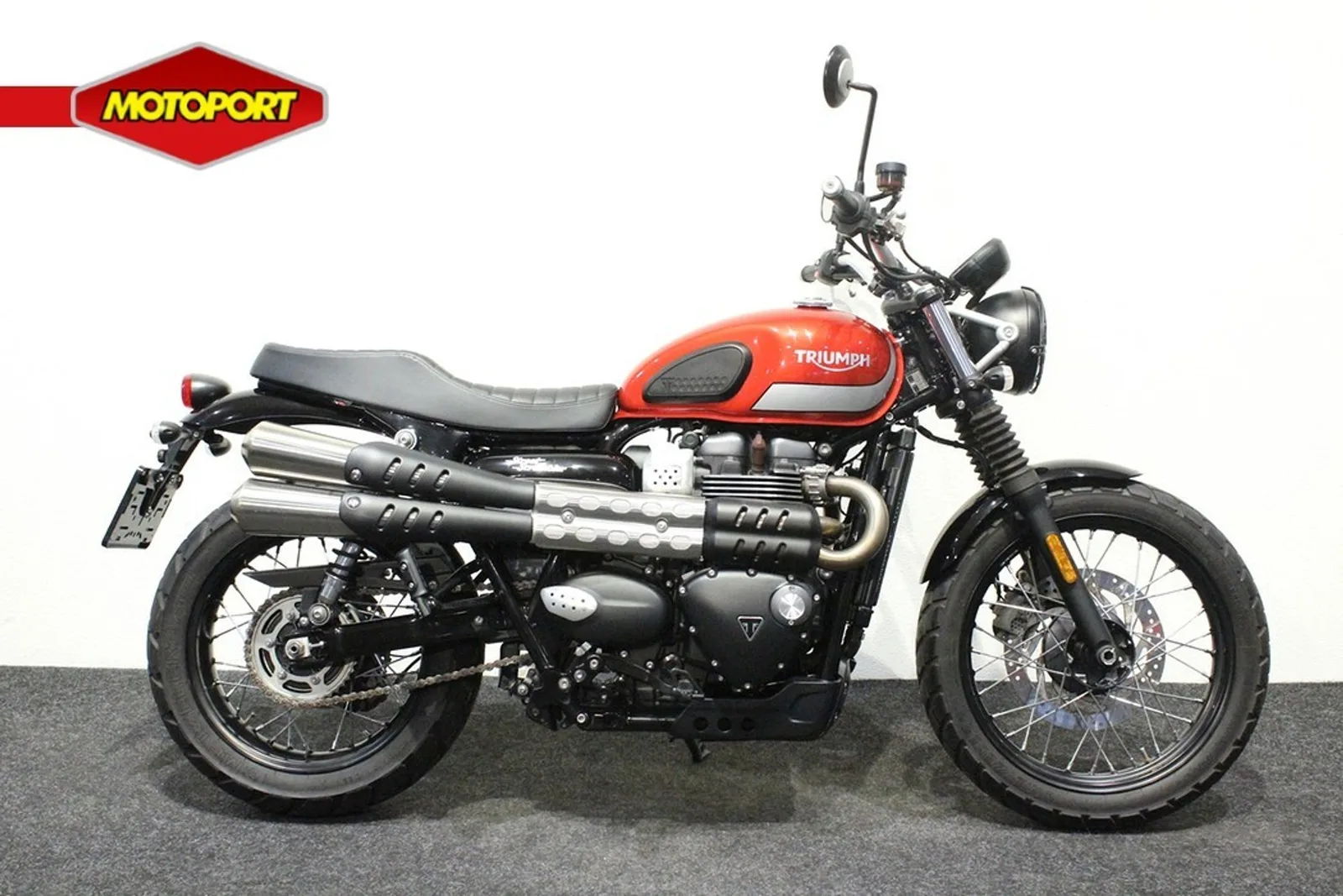 Triumph STREET SCRAMBLER 900 (2018) — foto 1