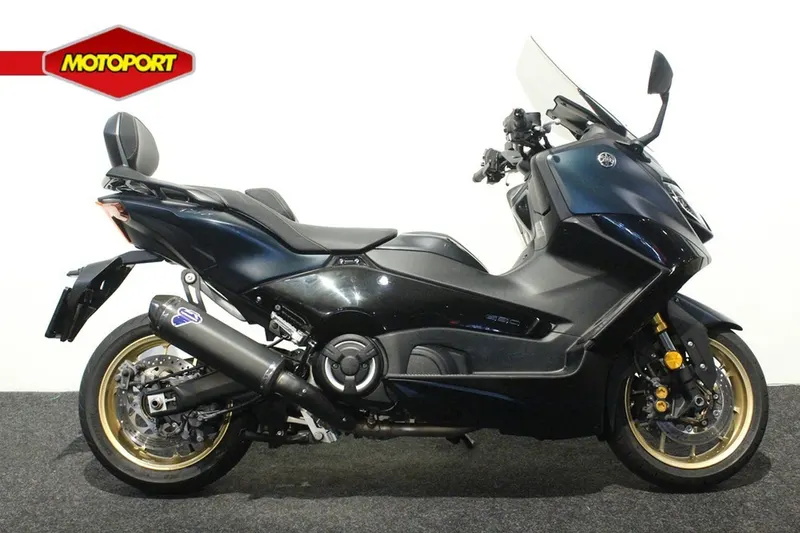 Yamaha T Max 560 (2022)