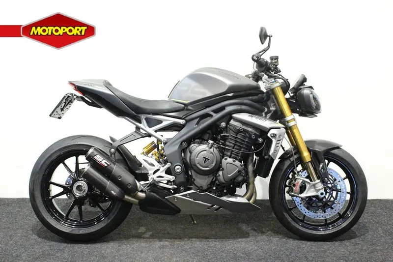 Triumph Speed Triple 1200 RS (2024)