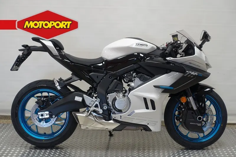 CFMoto 675SR-R (2026)