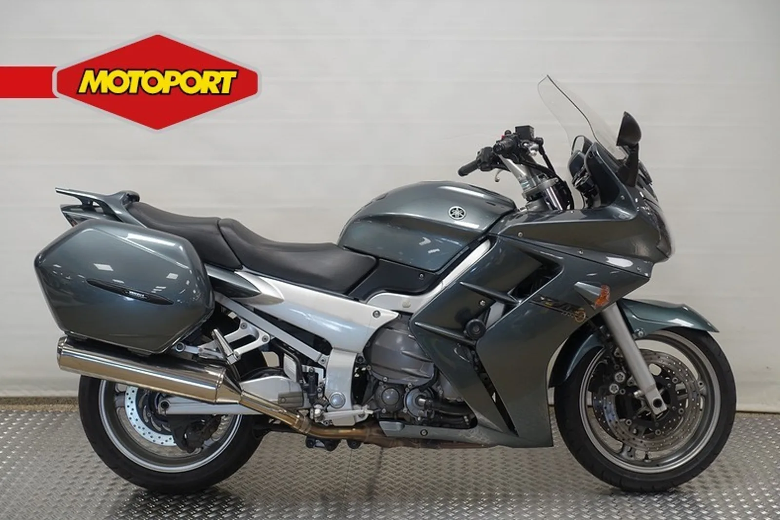 Yamaha FJR1300 (2004) — foto 1