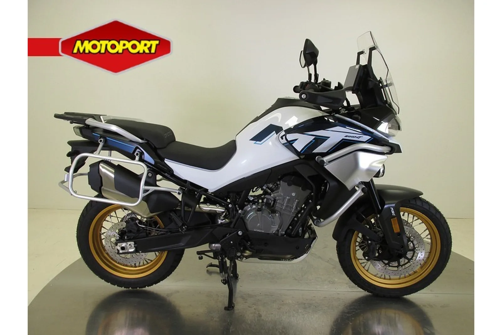 CFMoto 800 MT (2026) — foto 1