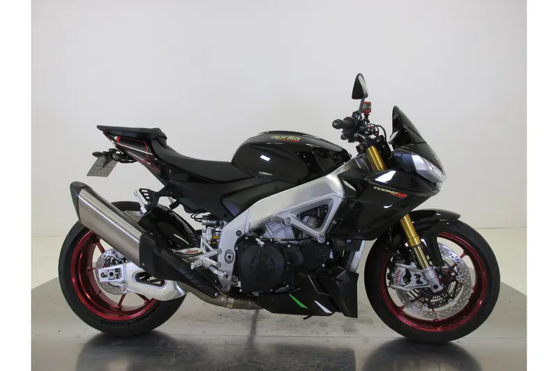 Aprilia Tuono V4 1100 FACTORY (2023)