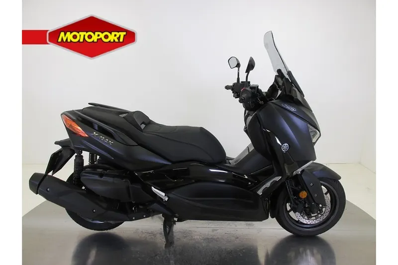 Yamaha X MAX 400 (2021)