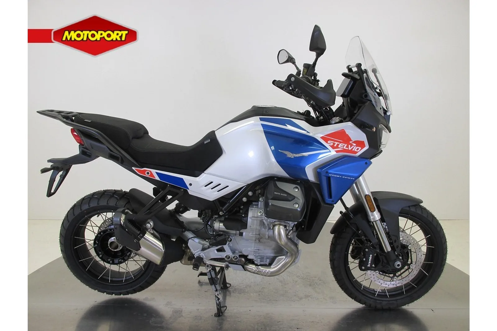 Moto Guzzi Stelvio (2026) — foto 1