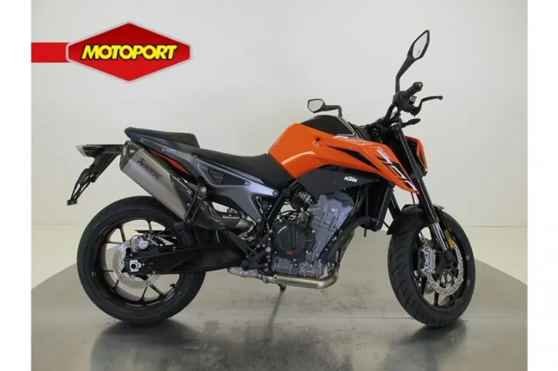 KTM 790 Duke (2024)