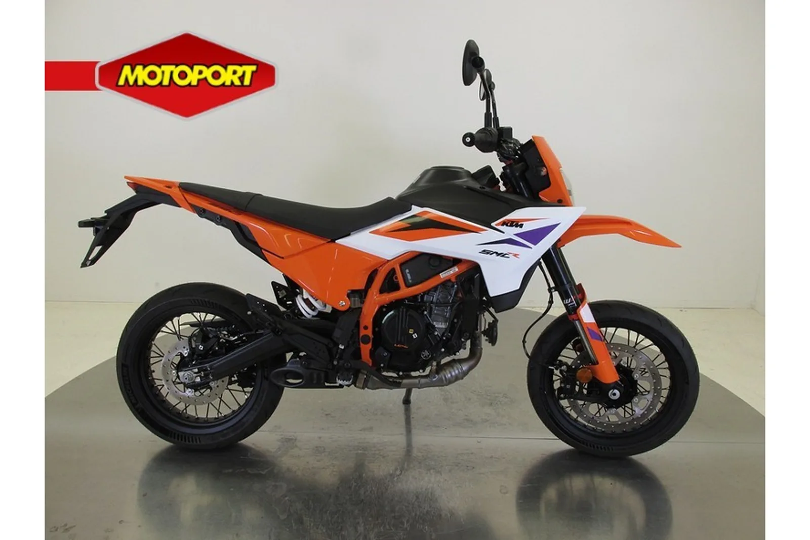 KTM 390 SMC R (2026) — foto 1