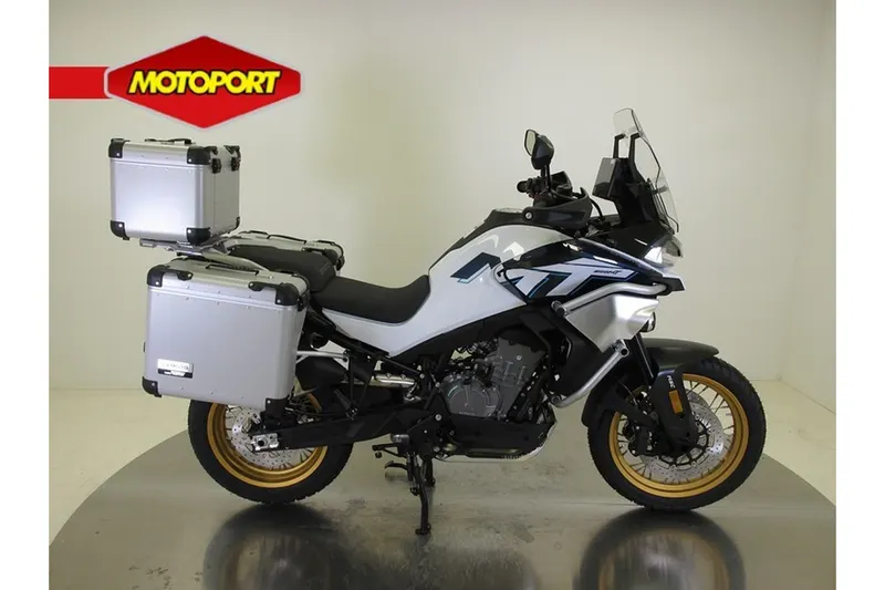 CFMoto 800 MT (2026)