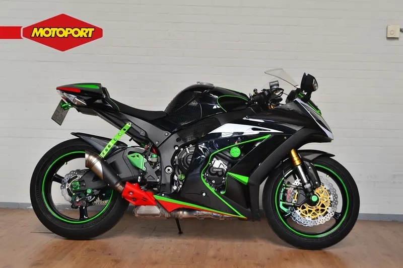 Kawasaki ZX 10R Ninja (2015)