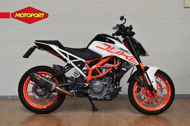KTM 390 Duke (2021)