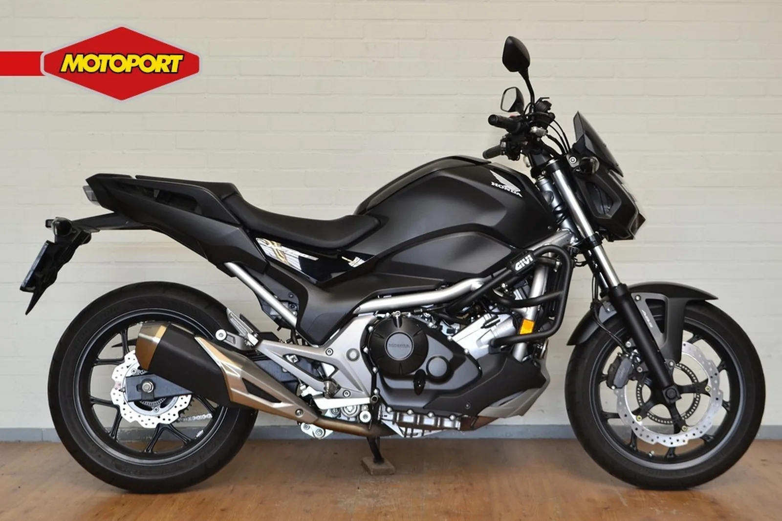 Honda NC 750 S (2017) — foto 1