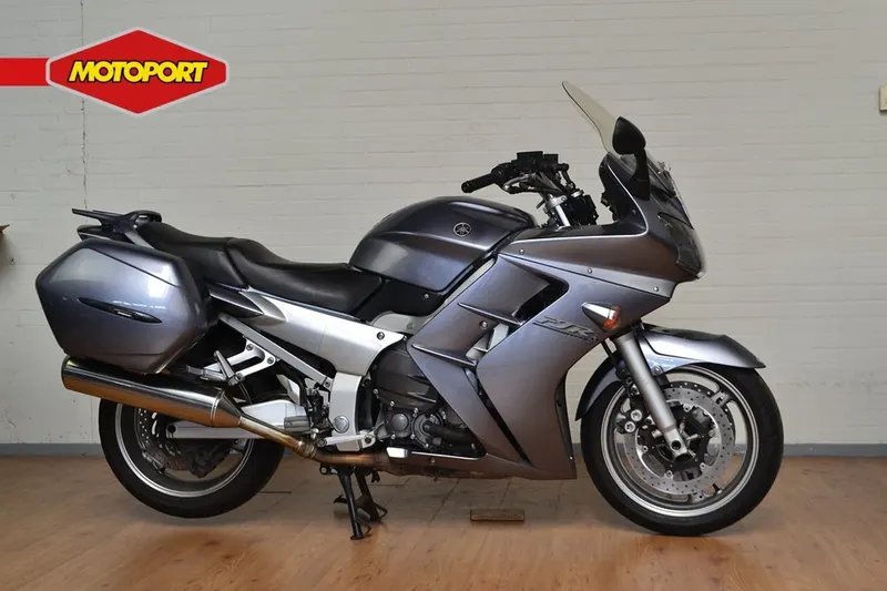 Yamaha FJR1300 (2004)