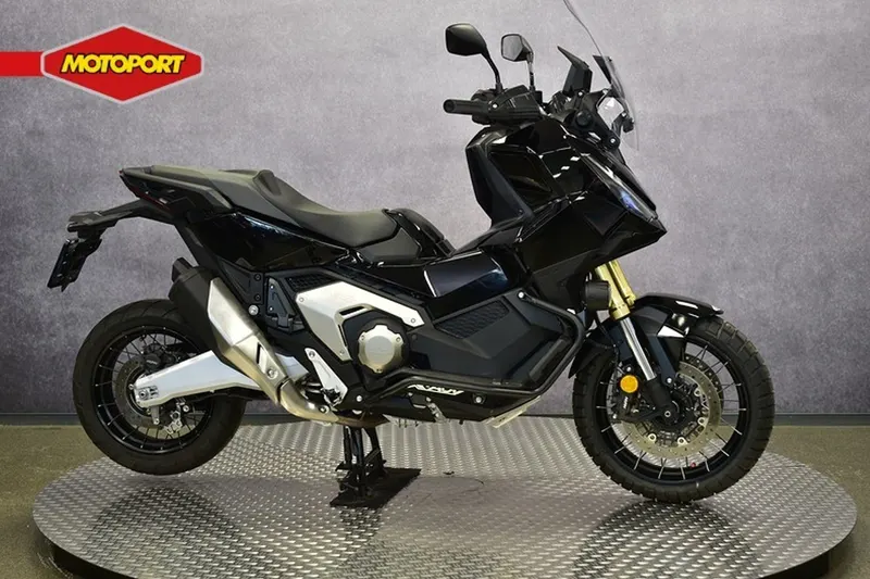 Honda X ADV (2025)