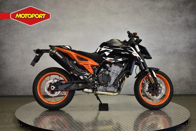 KTM 890 Duke GP (2024)