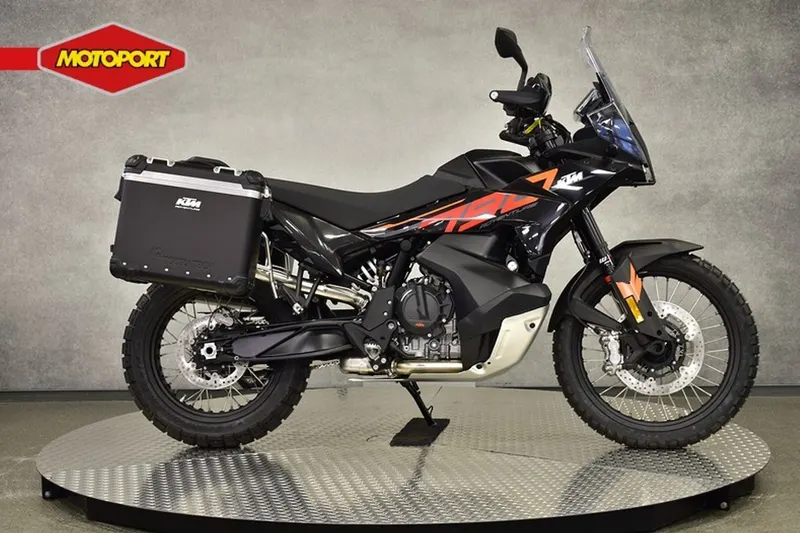 KTM 790 Adventure (2024)