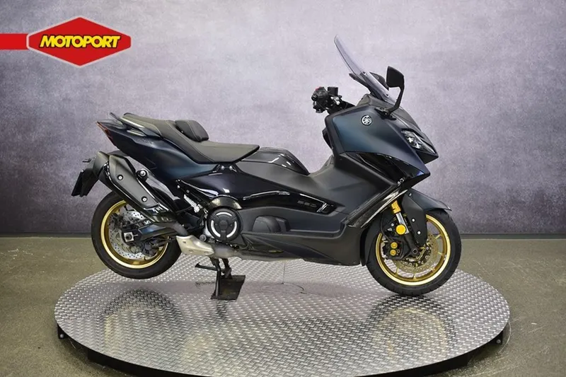 Yamaha Tmax Tech MAX (2022)